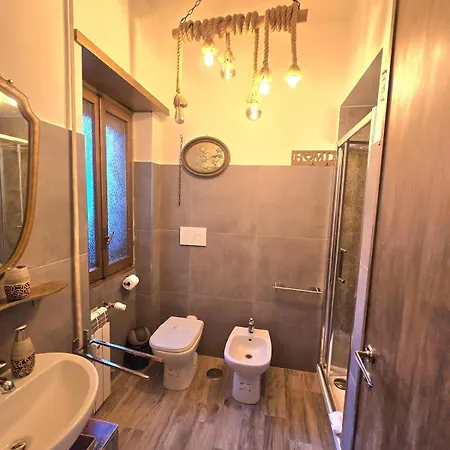 St Peter Vatican- Stylish Apartment, アパート ローマ